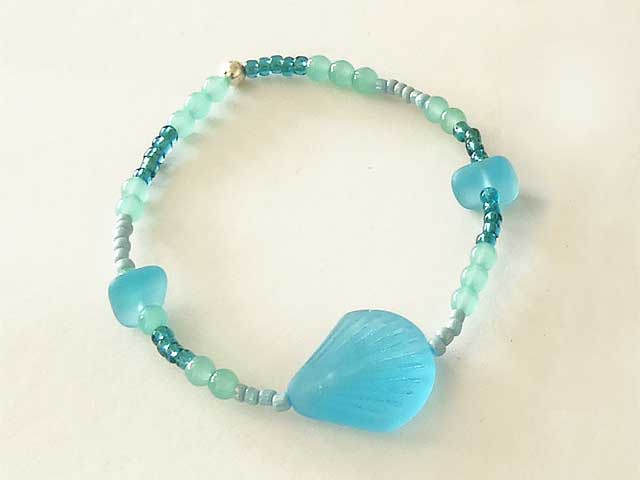sea glass bracelet blue green